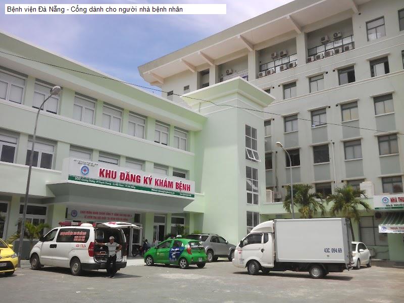 Bệnh viện Đà Nẵng - Cổng dành cho người nhà bệnh nhân